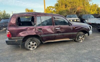 Top 6 Reasons to Call a Car Breakdown Towing Service