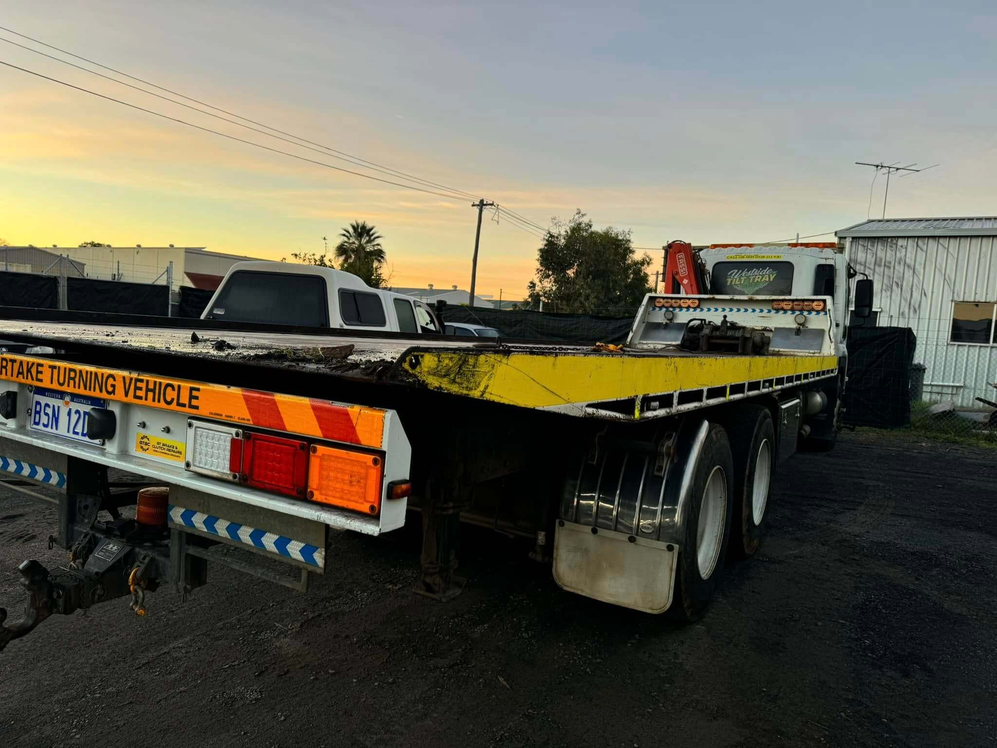 heavy equipments - westside tilt tray